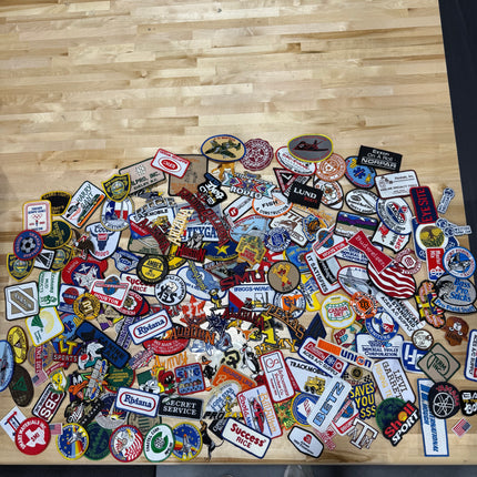 25pcs lot Random Mix Sew-on Iron on Patches Fashion Embroidered