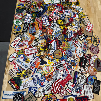 25pcs lot Random Mix Sew-on Iron on Patches Fashion Embroidered