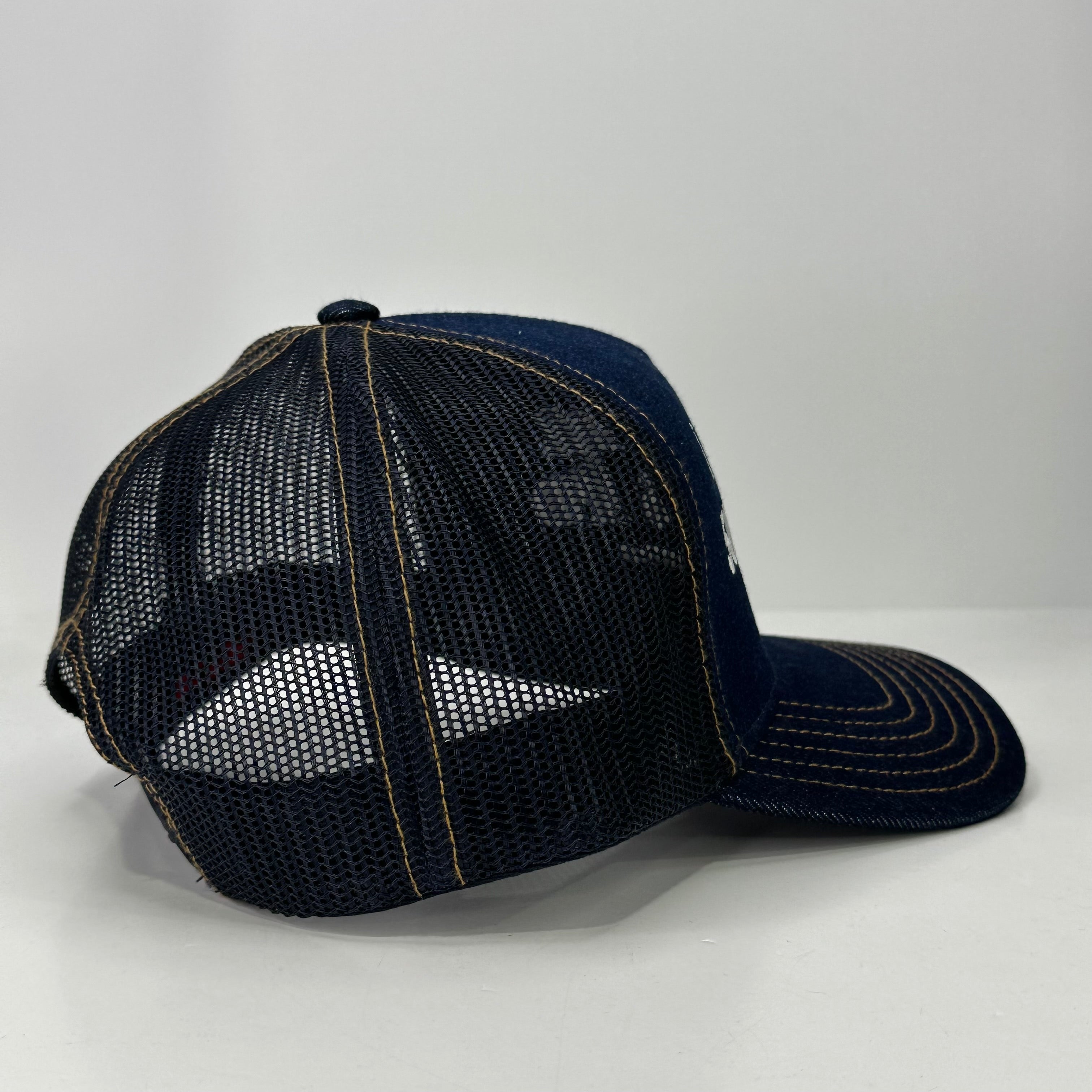 I ONLY WEAR 501 JEANS AND BB BELTS Denim Mesh SnapBack Funny