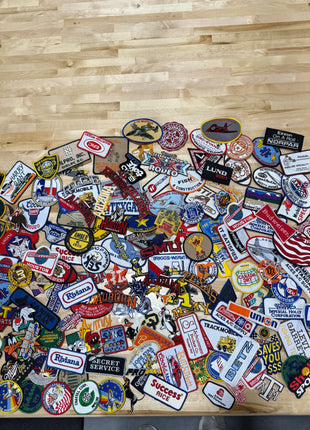 25pcs lot Random Mix Sew-on Iron on Patches Fashion Embroidered