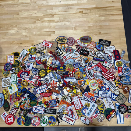 25pcs lot Random Mix Sew-on Iron on Patches Fashion Embroidered