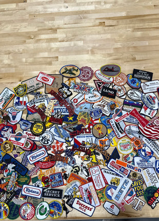 25pcs lot Random Mix Sew-on Iron on Patches Fashion Embroidered
