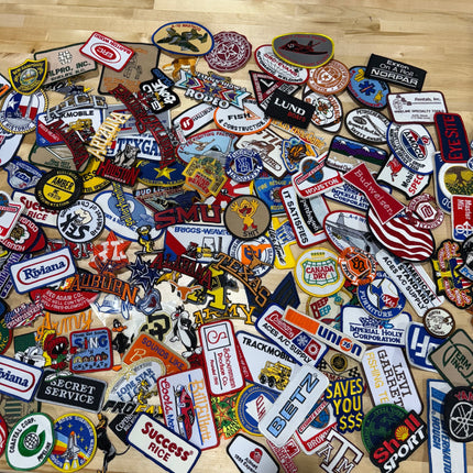25pcs lot Random Mix Sew-on Iron on Patches Fashion Embroidered