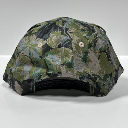 Lab Duck in Mouth Hunting Green Camo leafs Vintage SnapBack Cap Hat Custom Embroidered